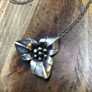 925 Sterling Silver Leaf Berries Pendant